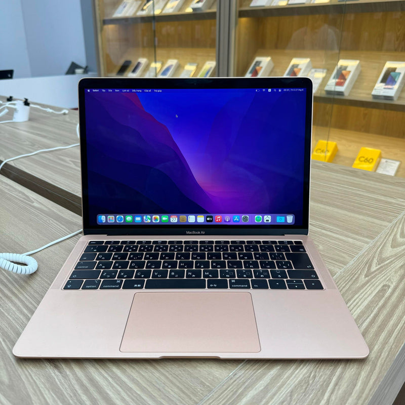 Macbook Air 2019 13.3in Gold Intel Core i5/RAM 8GB/SSD 256GB 99% Sạc 139 lần BPTN