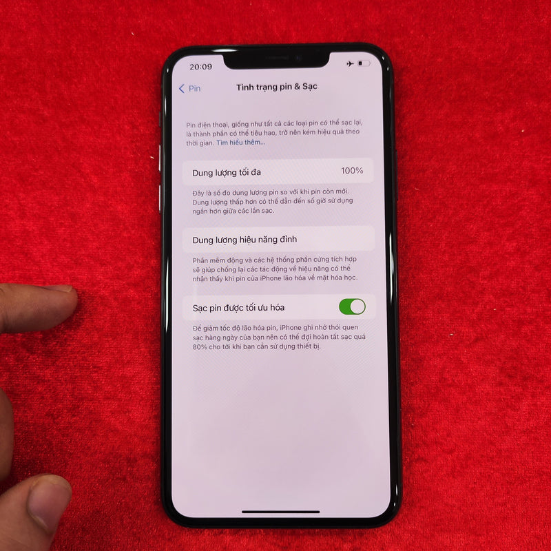 iPhone 11 Pro Max 256GB Midnight Green 98% pin 100% (Màn xước - Thay màn chính hãng Apple - Đã thay pin) J/A - HH2802