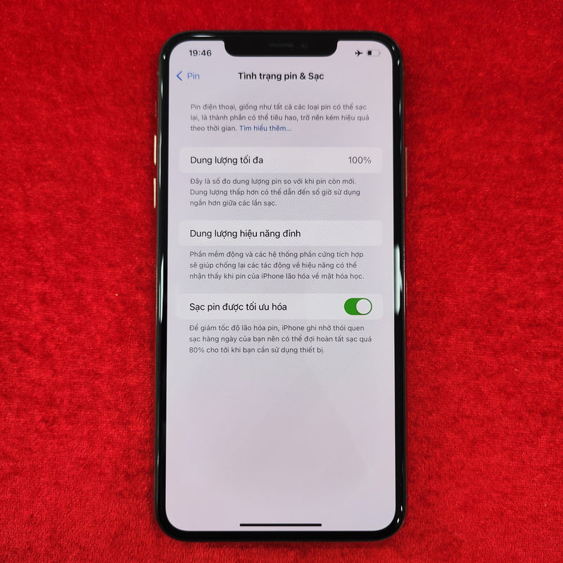 iPhone 11 Pro Max 256GB Gold 98% pin 100% (Đốm camera 1x - Đã thay pin, máy xước) J/A - HH3415
