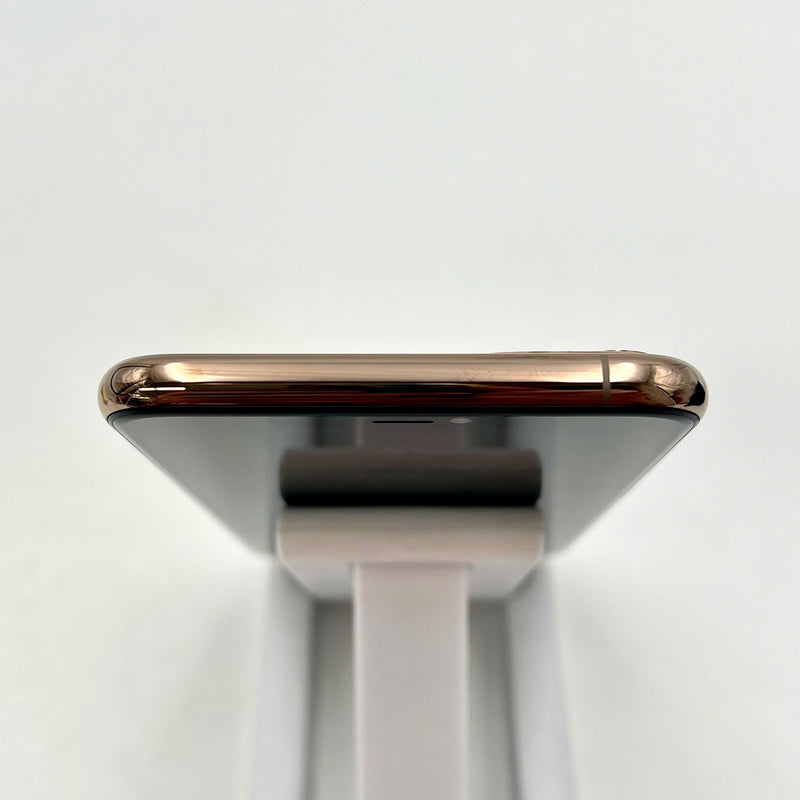 iPhone 11 Pro Max 256GB Vàng 98% pin 100% (Đốm camera 1x - Đã thay pin, xước mặt và viền) J/A - HH4897