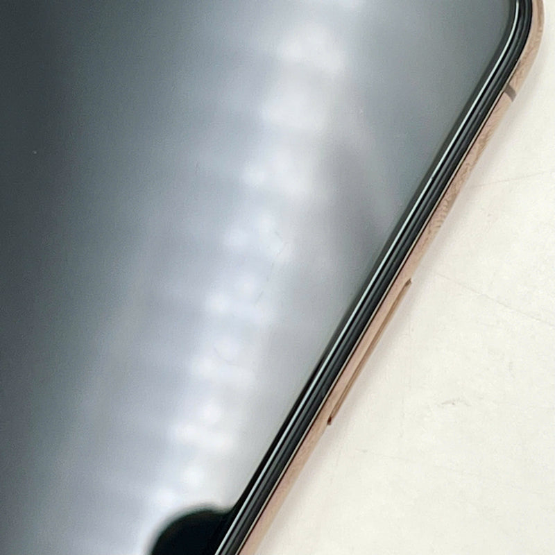 iPhone 11 Pro Max 256GB Vàng 98% pin 100% (Đốm camera 1x - Đã thay pin, xước mặt và viền) J/A - HH4897