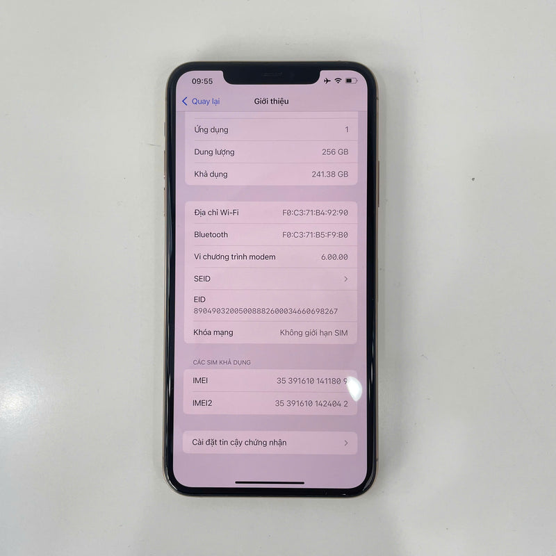 iPhone 11 Pro Max 256GB Vàng 98% pin 100% (Đốm camera 1x  - Đã thay pin, xước viền mờ) J/A - HH1809