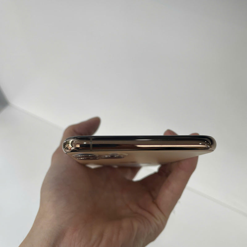 iPhone 11 Pro Max 256GB Vàng 98% pin 100% (Đốm camera 1x  - Đã thay pin, xước viền mờ) J/A - HH1809